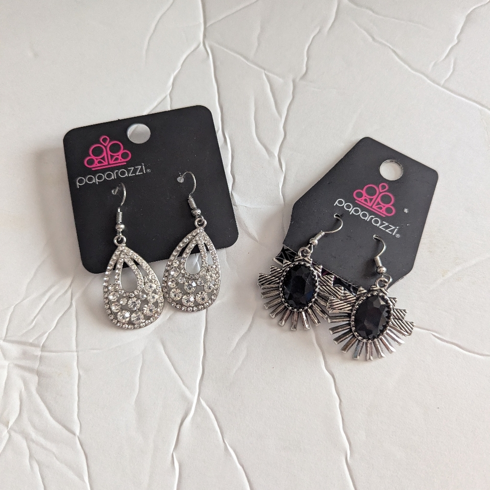 Set of 2 Paparazzi Earrings